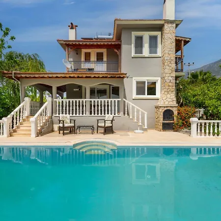 Kumral Fethiye