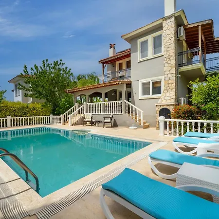Kumral Fethiye